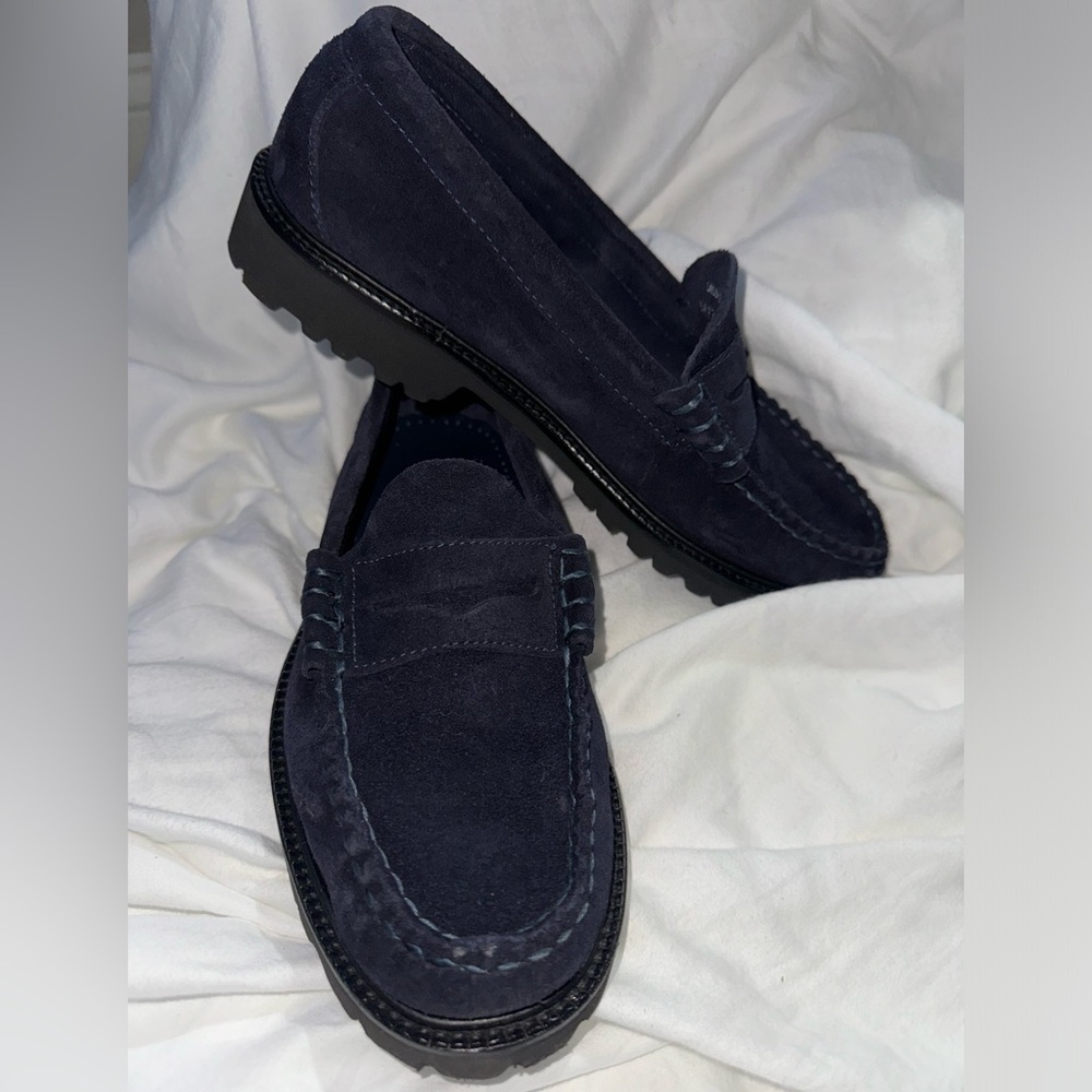GH BASS DEEP BLUE LOAFERS